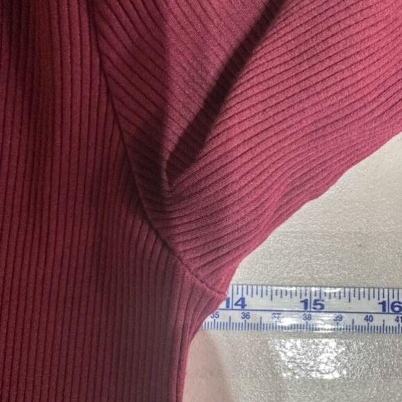 Billie the Label Estelle Turtleneck Ribbed Midi Dress Bordeaux Red Medium - Picture 5 of 12